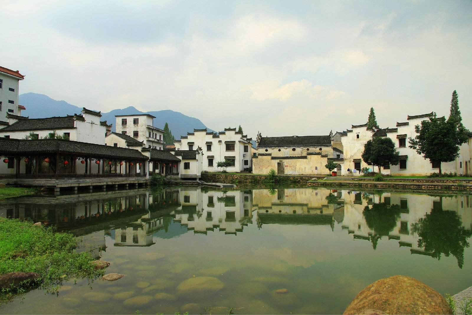 泰坦黎明
